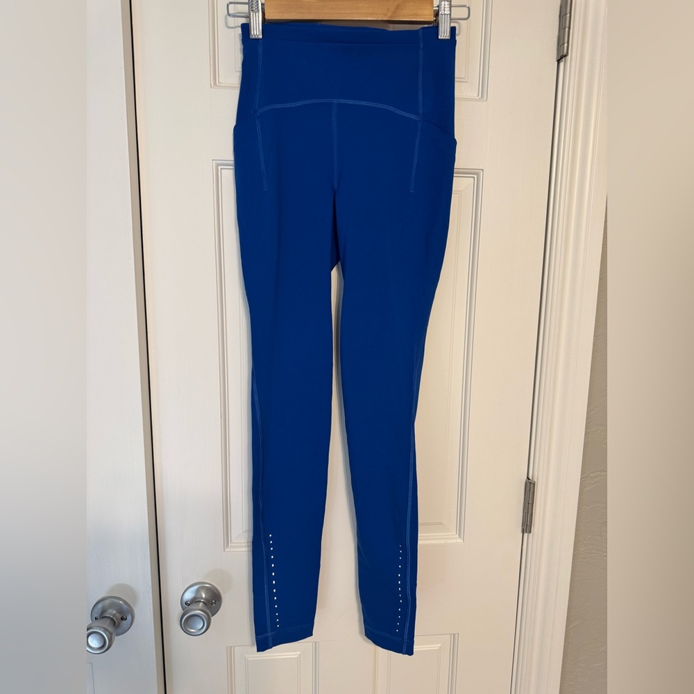 Lululemon Swift Speed HR Tight 28”  Luxtreme Symphony Blue XS/2